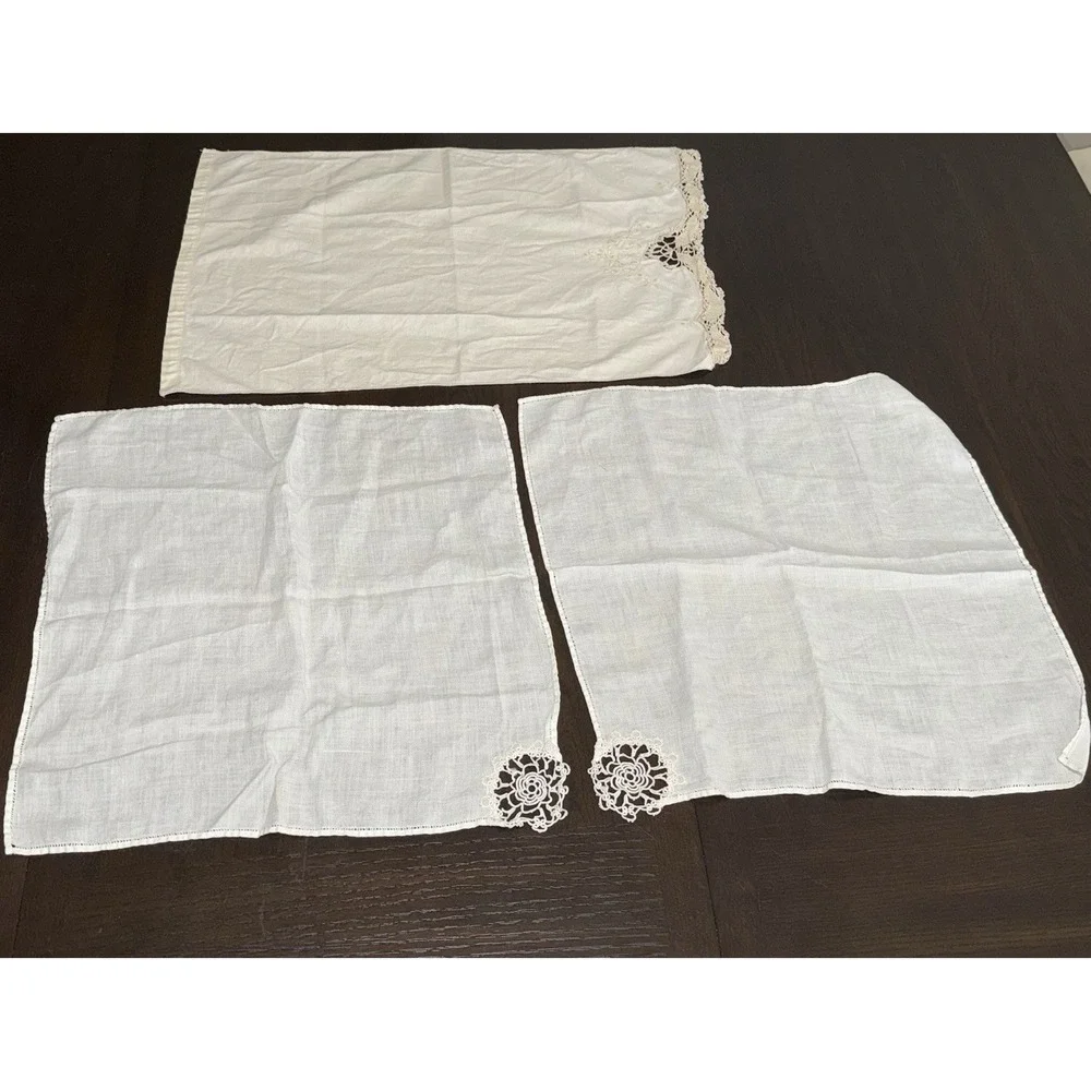 Set Of 3 Vintage Antique Embroidered Tea Guest Towel & 2 Vintage Handkerchiefs